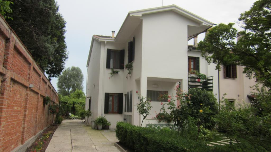 Bed and Breakfast A Casa Di Dora Treviso Exterior foto